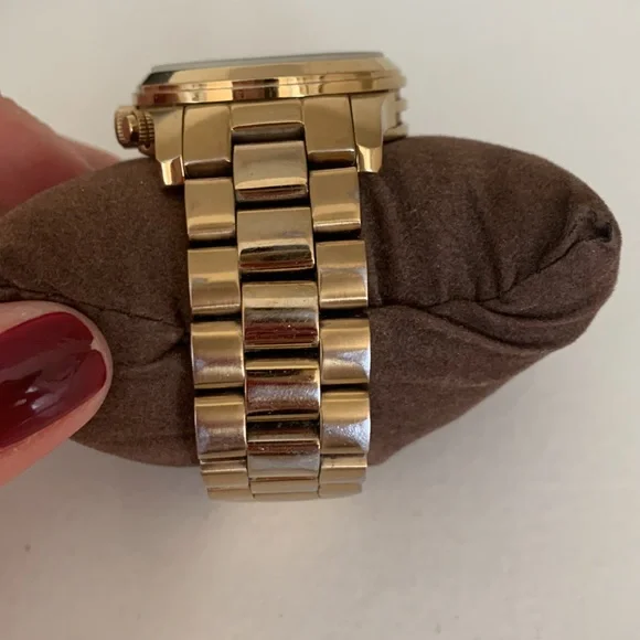Used Michael Kors Women display picture 3